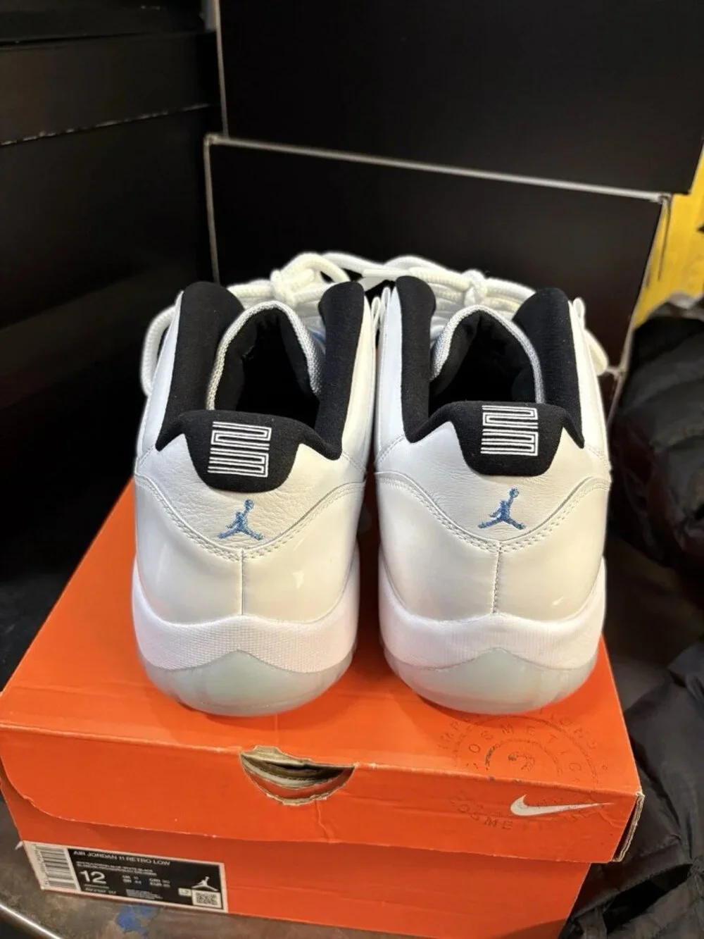 WORN Men’s Air Jordan 11 Low Legend Blue (B-Grade) AV2187-117 Size 12 WITH BOX